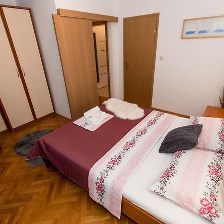 Seaview Apartment Slavica Brela Exteriör bild