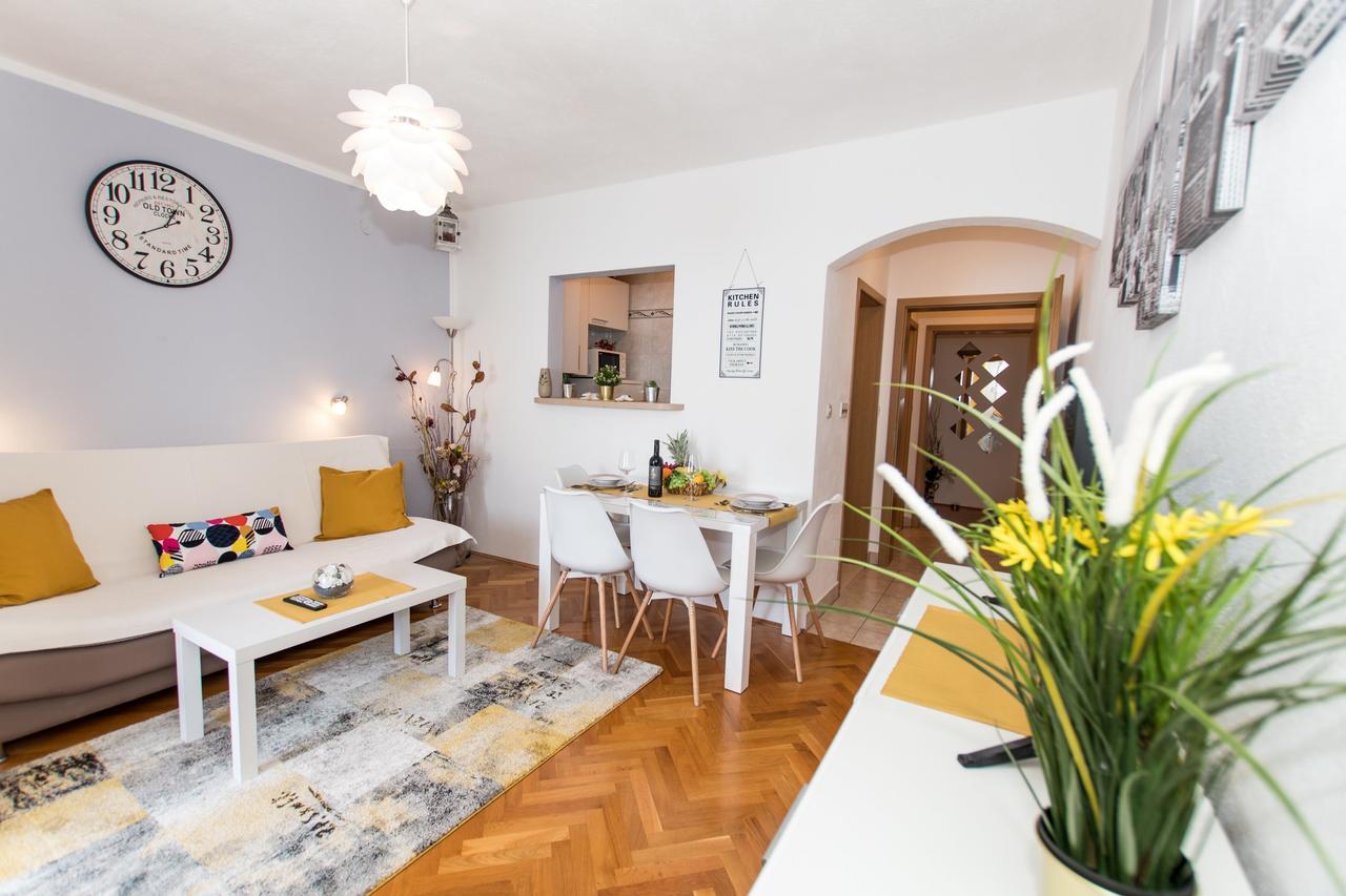 Seaview Apartment Slavica Brela Exteriör bild